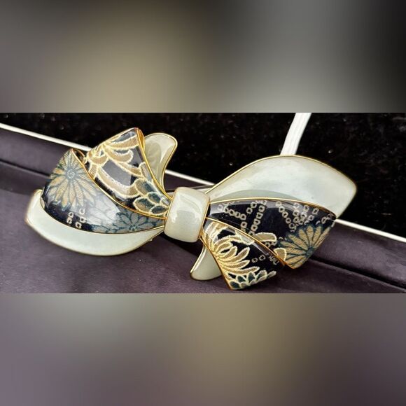 Vintage CLIP PARIS Hair Barrette Rhinestone Floral hairpiece Metallic designer - Picture 1 of 4